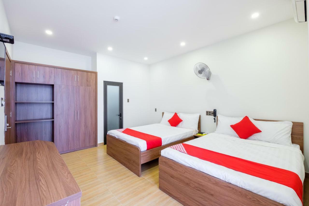 Oyo 212 Luxury Hotel Дананг Екстер'єр фото